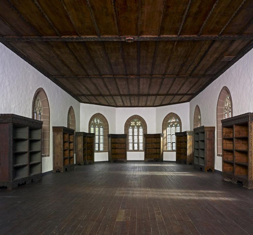 photo: Staatliche Schlösser und Gärten Baden-Württemberg, Arnim Weischer Library in the Chapel of St. Mary at Hirsau Monastery