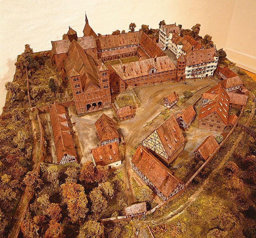 photo: Landesmedienzentrum, Andrea Rachele Model of the Benedictine St. Peter and Paul Monastery in Hirsau, together with Württemberg's ducal hunting lodge
